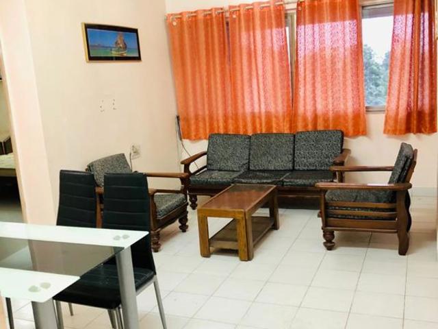 Rental | 3 BHK + Servant Room 1300 Sq.Ft. Apartment in Magarpatta Grevillea