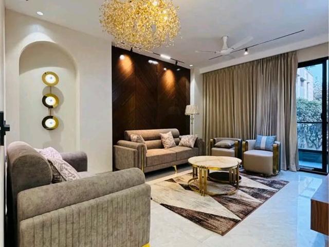 Rental | 3 BHK + Servant Room 1300 Sq.Ft. Apartment in Chattarpur
