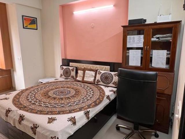 Rental | 3 BHK + Servant Room 1320 Sq.Ft. Apartment in Lotus Panache