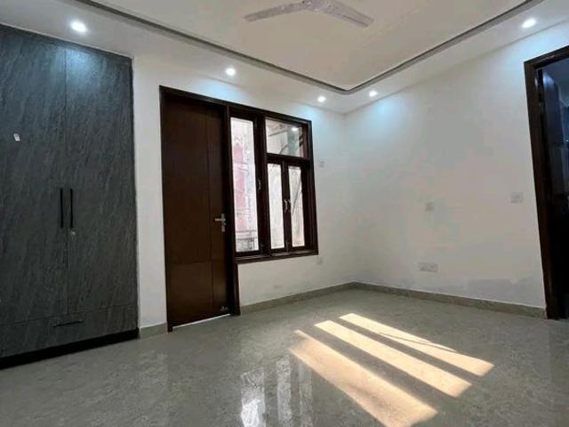 Rental | 3 BHK + Servant Room 1350 Sq.Ft. Apartment in Palm Residency Chhatarpur