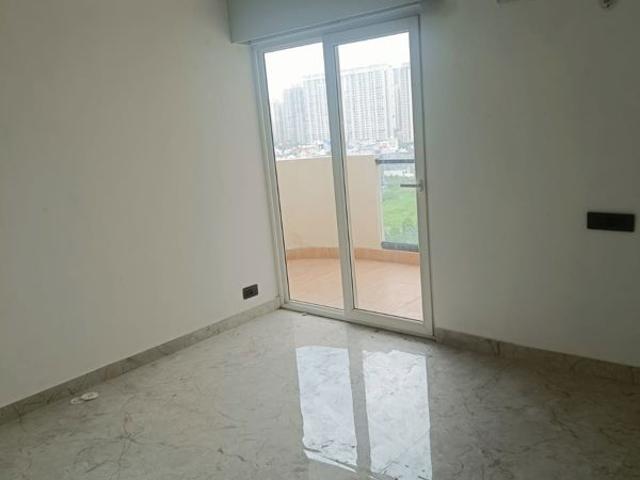 Rental | 3 BHK + Servant Room 2475 Sq.Ft. Apartment in Prateek Stylome