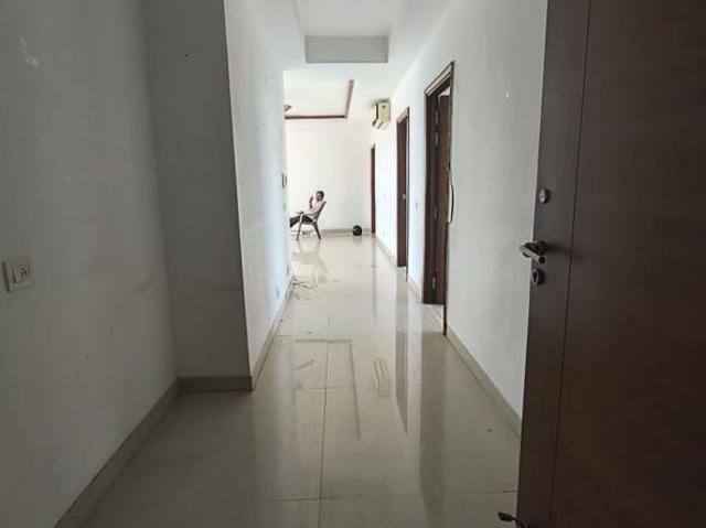 Rental | 3 BHK + Servant Room 2662 Sq.Ft. Apartment in Jaypee Kalypso Court