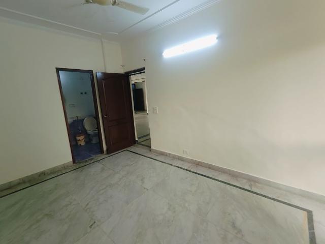 Rental | 3 BHK + Servant Room 2750 Sq.Ft. Apartment in Park View Apartments Gurgaon