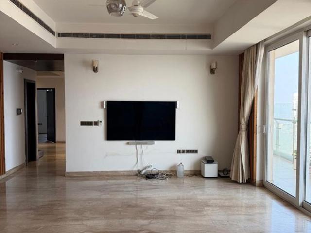 Rental | 3 BHK + Servant Room 2985 Sq.Ft. Apartment in Mahindra Luminare