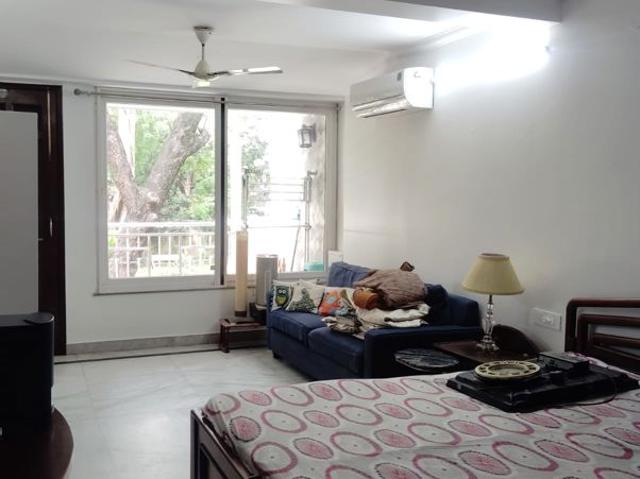 Rental | 3 BHK + Servant Room 2000 Sq.Ft. Apartment in Maharishi Dayanand CGHS