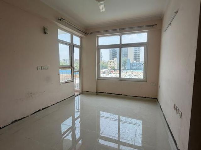 Rental | 3 BHK + Servant Room 2000 Sq.Ft. Apartment in Maxworth Premier Urban