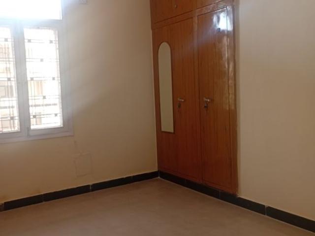 Rental | 3 BHK + Servant Room 2000 Sq.Ft. Apartment in Dwarka