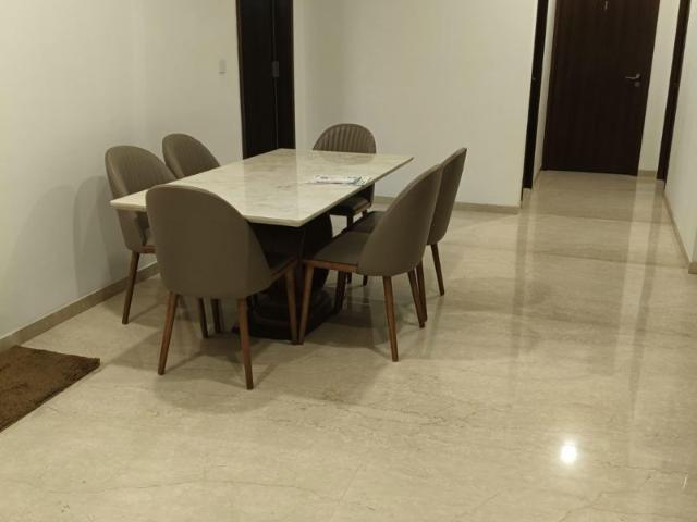 Rental | 3 BHK + Servant Room 2000 Sq.Ft. Apartment in Lokhandwala Minerva Mahalaxmi