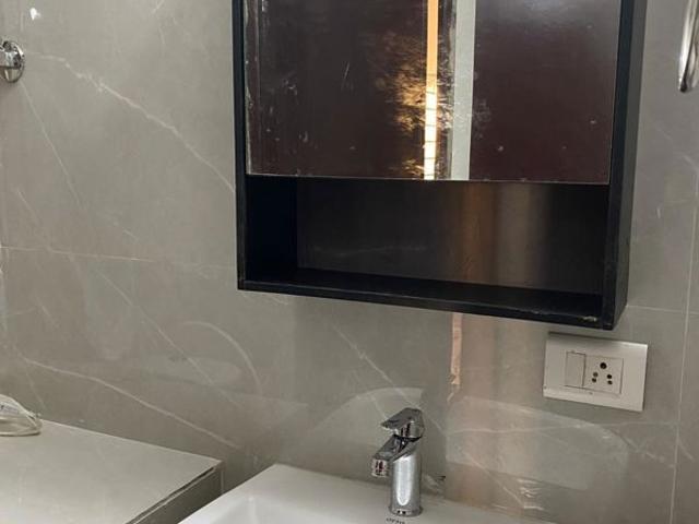 Rental | 3 BHK + Servant Room 2032 Sq.Ft. Apartment in BPTP Park Grandeura