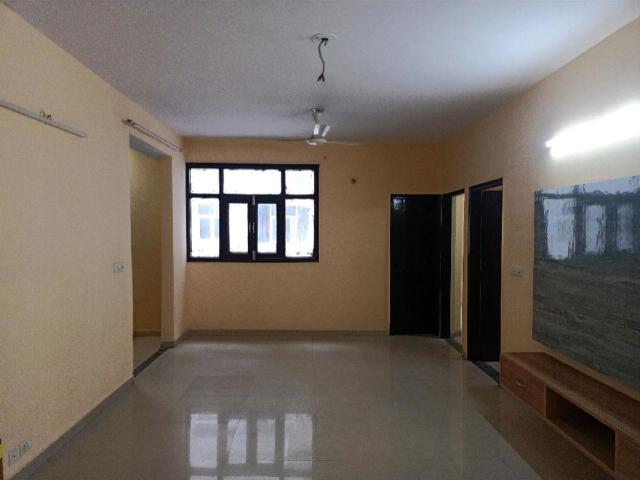Rental | 3 BHK + Servant Room 2032 Sq.Ft. Apartment in BPTP Park Grandeura