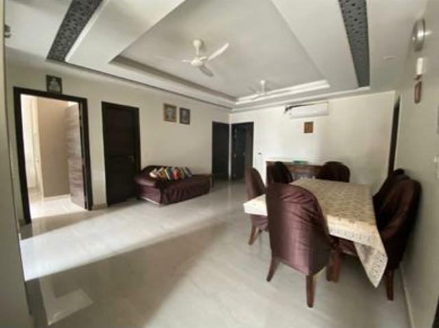 Rental | 3 BHK + Servant Room 2075 Sq.Ft. Apartment in Conscient Heritage Max