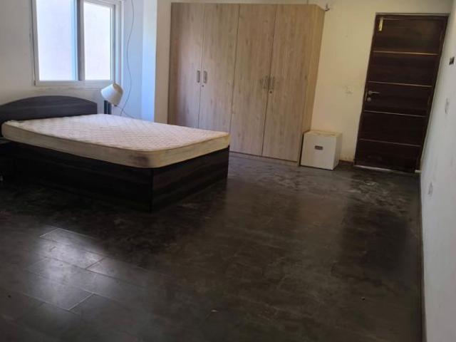 Rental | 3 BHK + Servant Room 2100 Sq.Ft. Apartment in Halasuru