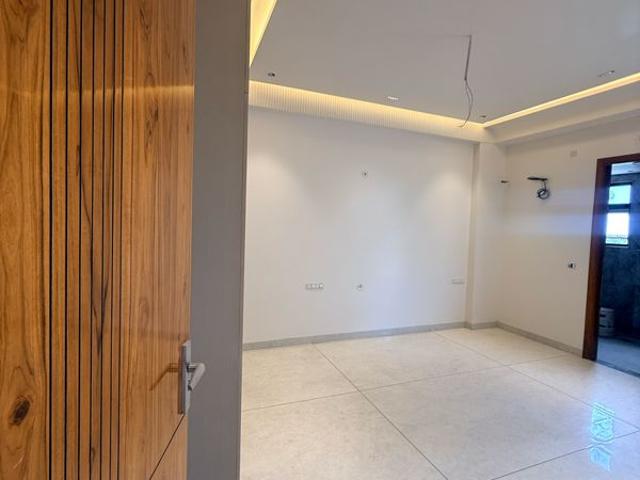 Rental | 3 BHK + Servant Room 2149 Sq.Ft. Apartment in Conscient Heritage Max