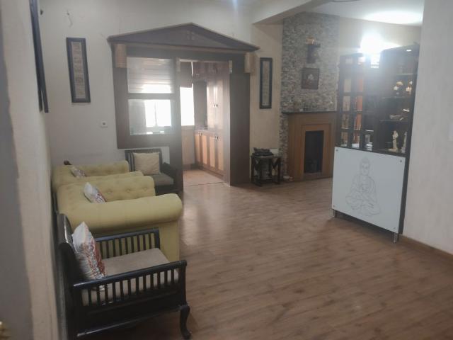 Rental | 3 BHK + Servant Room 2150 Sq.Ft. Apartment in Sector 46