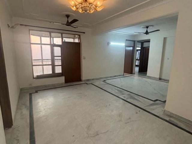 Rental | 3 BHK + Servant Room 2200 Sq.Ft. Apartment in CGHS Progressive Apartments