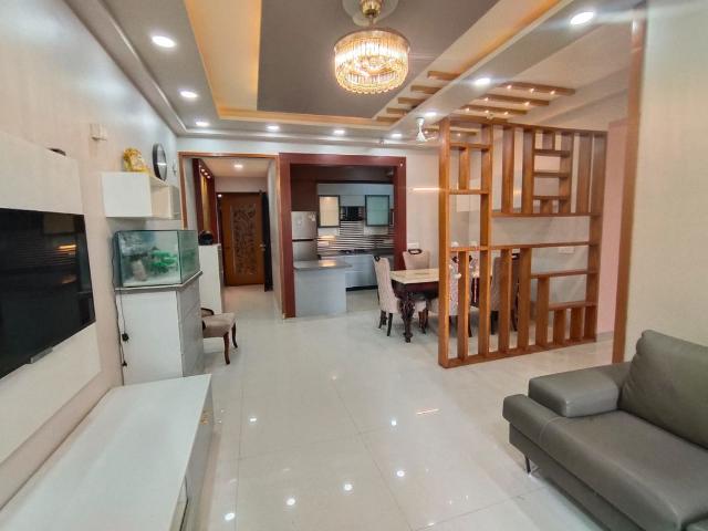 Rental | 3 BHK + Servant Room 2250 Sq.Ft. Apartment in Capital Residency 360