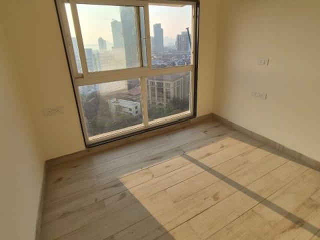 Rental | 3 BHK + Servant Room 2250 Sq.Ft. Apartment in Dunkeld Apartment