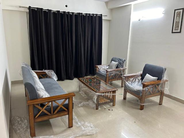 Rental | 3 BHK + Servant Room 2278 Sq.Ft. Apartment in Grihapravesh