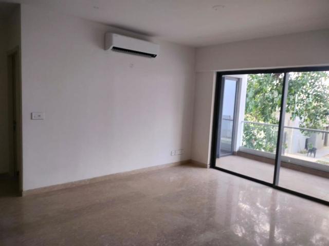 Rental | 3 BHK + Servant Room 350 Sq.Yd. Apartment in Birla Navya