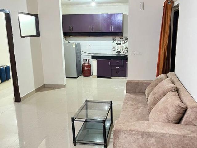 Rental | 3 BHK + Servant Room 300 Sq.Yd. Apartment in Malviya Nagar
