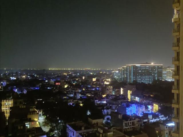 Rental | 3 BHK + Servant Room 3090 Sq.Ft. Apartment in Ambience Creacions