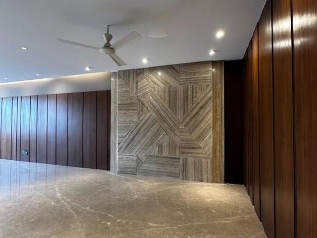 Rental | 3 BHK + Servant Room 3241 Sq.Ft. Apartment in Itc Silverglades Laburnum