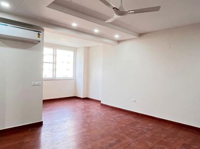 Rental | 3 BHK + Servant Room 3302 Sq.Ft. Apartment in Parx Laureate