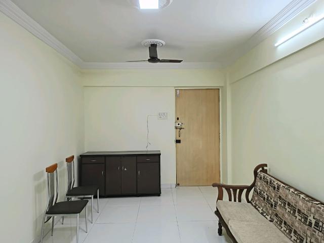 Rental | 3 BHK + Study Room 800 Sq.Ft. Apartment in Sai Shraddha CHS Chembur