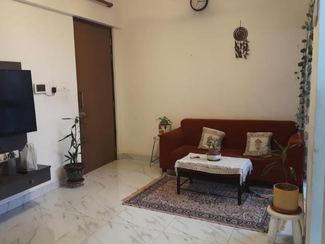 Rental | 3 BHK + Study Room 900 Sq.Ft. Apartment in Neelkanth Greens Juniper