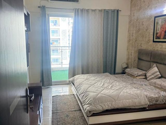 Rental | 3 BHK + Study Room 975 Sq.Ft. Apartment in Gaur Sportswood