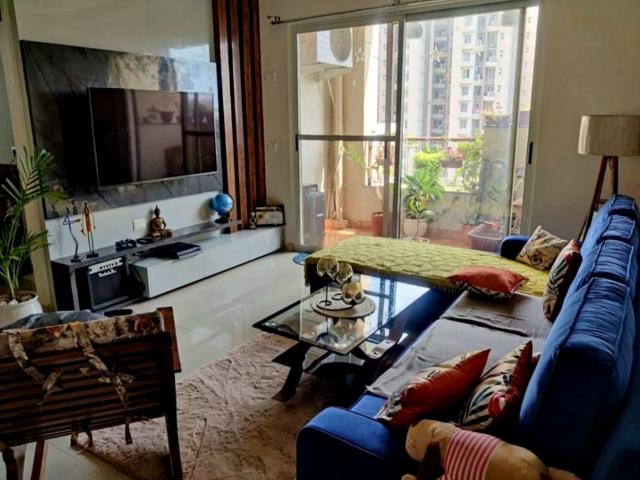 Rental | 3 BHK + Study Room 1000 Sq.Ft. Apartment in Ganga CHS Mulund