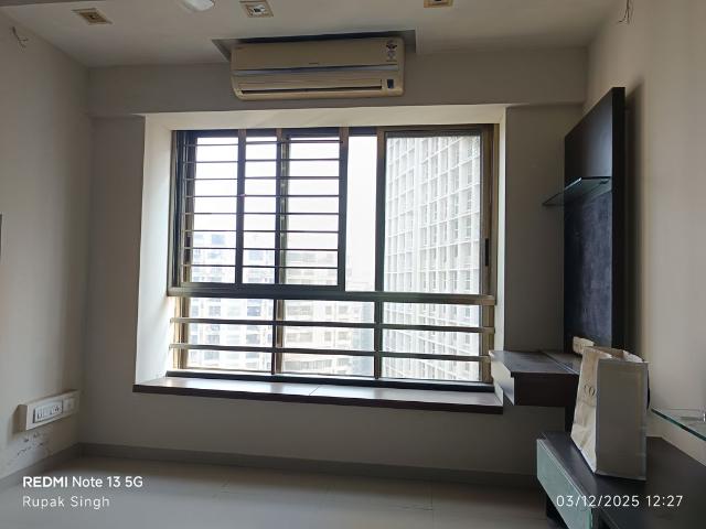 Rental | 3 BHK + Study Room 1000 Sq.Ft. Apartment in Oberoi Springs