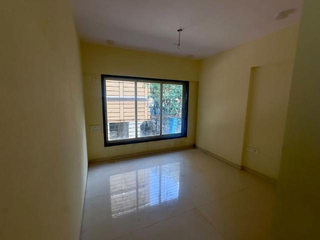 Rental | 3 BHK + Study Room 1100 Sq.Ft. Apartment in Kartik Apartment