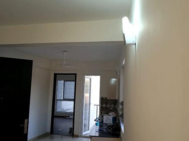 Rental | 3 BHK + Study Room 1120 Sq.Ft. Apartment in Signature Global Park 4 and 5