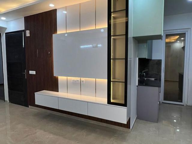 Rental | 3 BHK + Study Room 1120 Sq.Ft. Apartment in Signature Global Park 4 and 5
