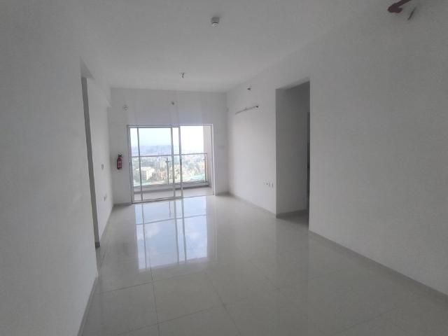 Rental | 3 BHK + Study Room 1150 Sq.Ft. Apartment in Runwal The Central Park