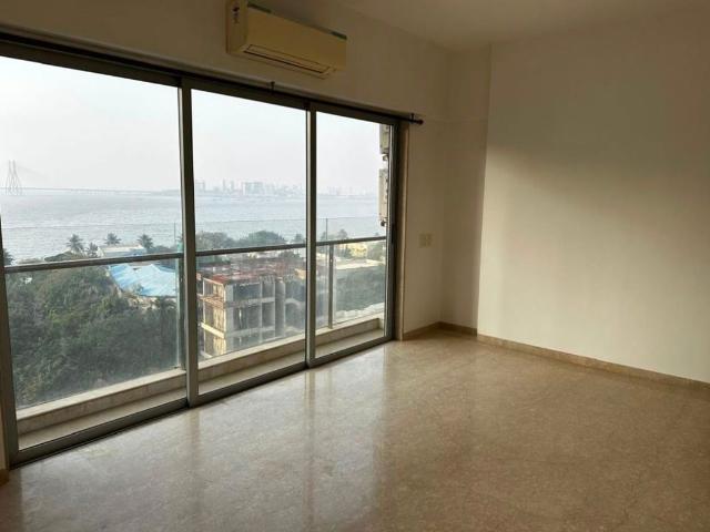 Rental | 3 BHK + Study Room 1318 Sq.Ft. Apartment in Suraj Tranquil Bay 1