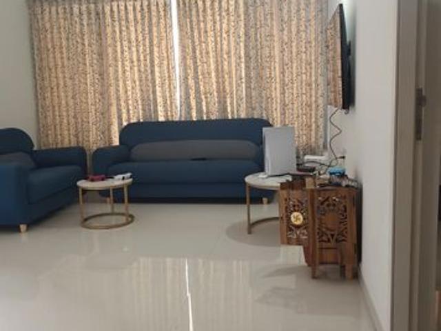 Rental | 3 BHK + Study Room 1370 Sq.Ft. Apartment in Kalpataru Jade Residences