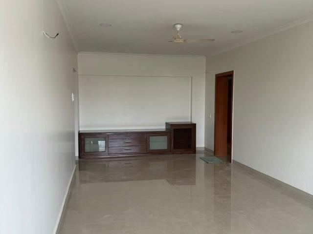 Rental | 3 BHK + Study Room 1400 Sq.Ft. Apartment in Heera Panna Apartment