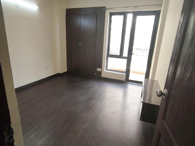 Rental | 3 BHK + Study Room 1417 Sq.Ft. Apartment in Logix Blossom County