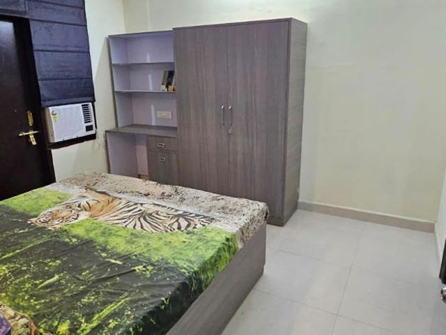 Rental | 3 BHK + Study Room 1500 Sq.Ft. Apartment in ZS Apartment