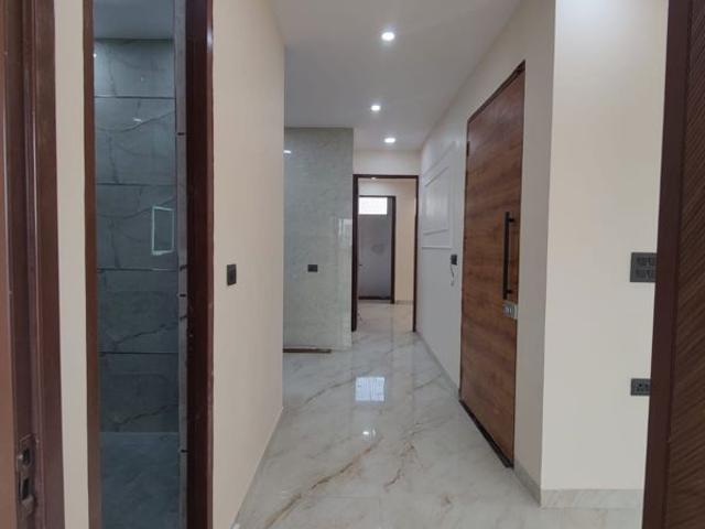 Rental | 3 BHK + Study Room 1500 Sq.Ft. Apartment in Dwarka