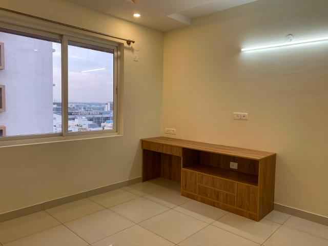 Rental | 3 BHK + Study Room 1500 Sq.Ft. Apartment in Godrej Park Retreat