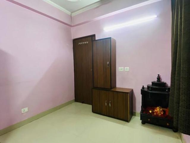 Rental | 3 BHK + Study Room 1590 Sq.Ft. Apartment in Ajnara Integrity