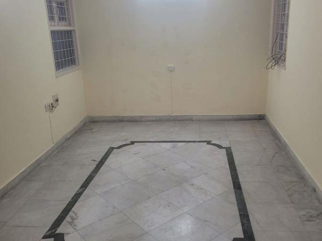 Rental | 3 BHK + Study Room 1600 Sq.Ft. Apartment in Dwarka