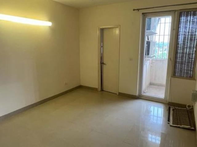 Rental | 3 BHK + Study Room 1600 Sq.Ft. Apartment in Emaar Emerald Floors Premier