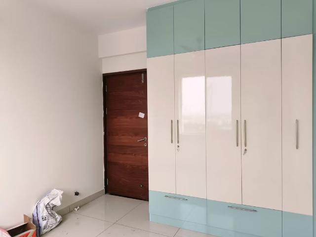 Rental | 3 BHK + Study Room 1600 Sq.Ft. Apartment in Mahaveer Celesse