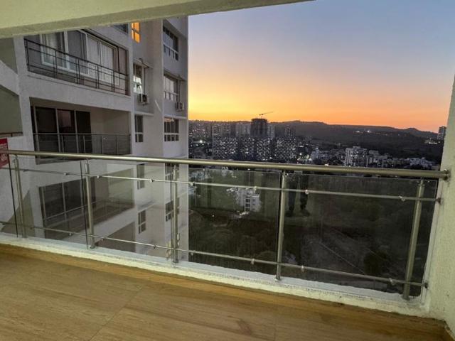 Rental | 3 BHK + Study Room 1600 Sq.Ft. Apartment in Paranjape Gloria Grand