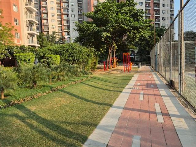 Rental | 3 BHK + Study Room 1615 Sq.Ft. Apartment in Mahindra Aura