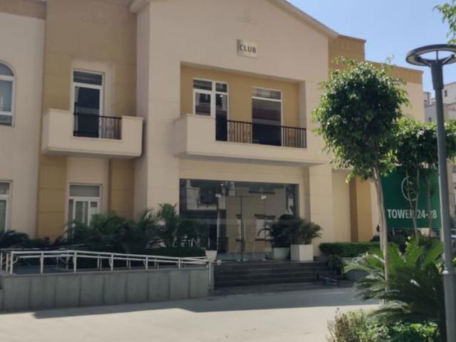 Rental | 3 BHK + Study Room 1650 Sq.Ft. Apartment in Emaar Emerald Floors Premier